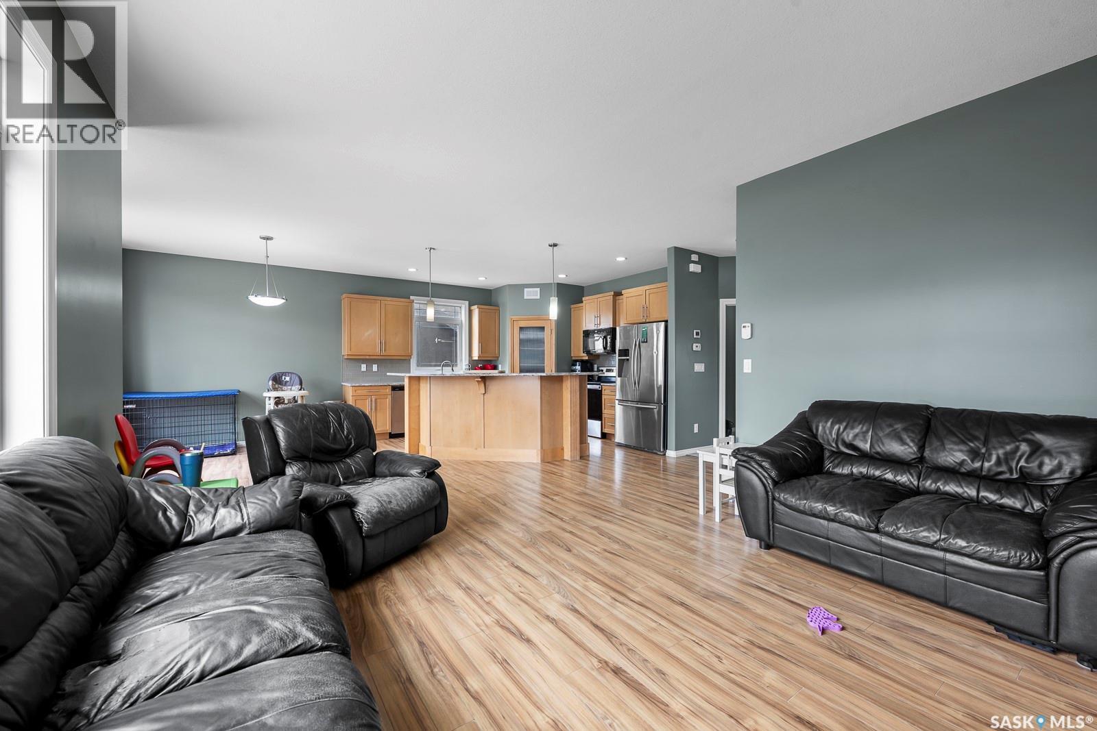 1640 Maple Rose CRESCENT N - 12