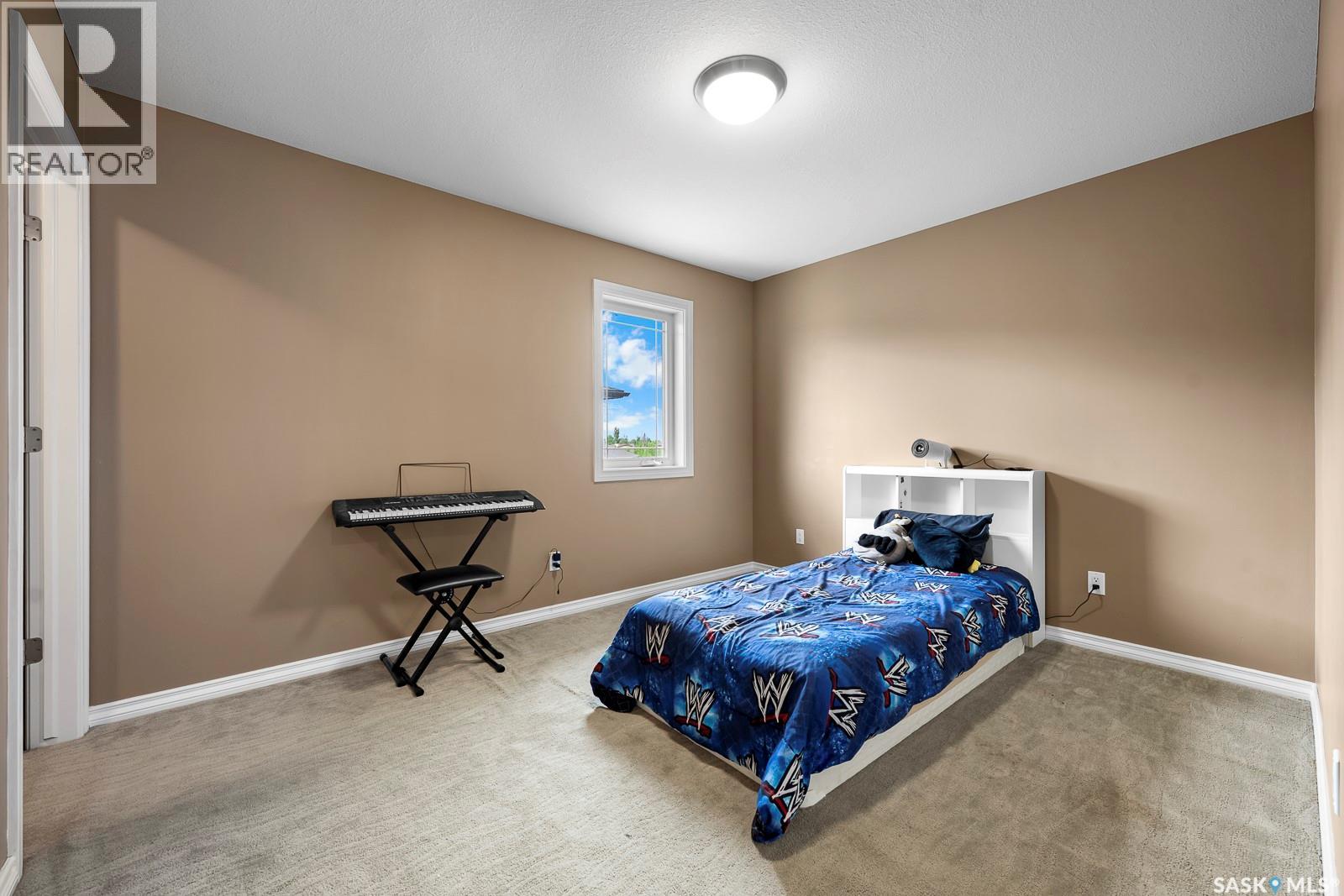 1640 Maple Rose CRESCENT N - 17