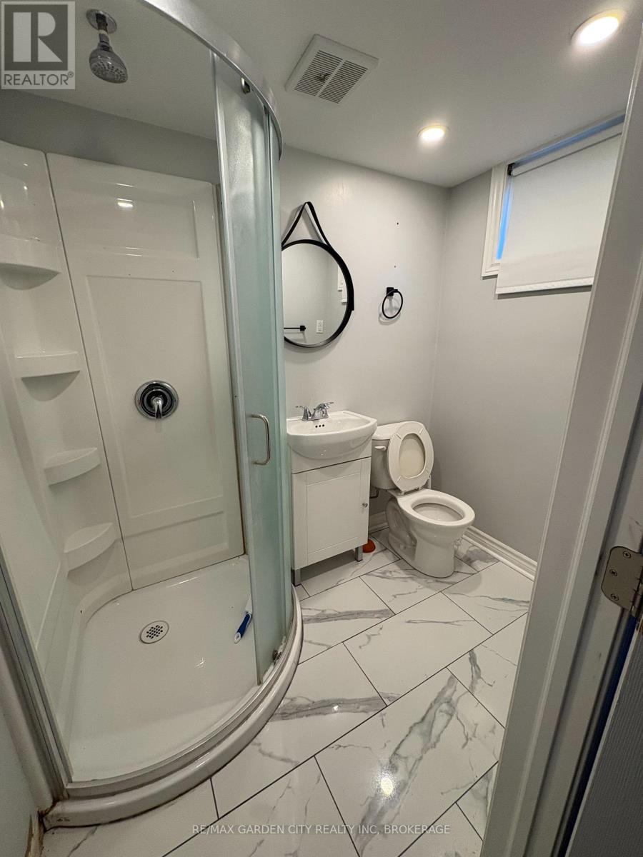105 TUPPER DRIVE - 14