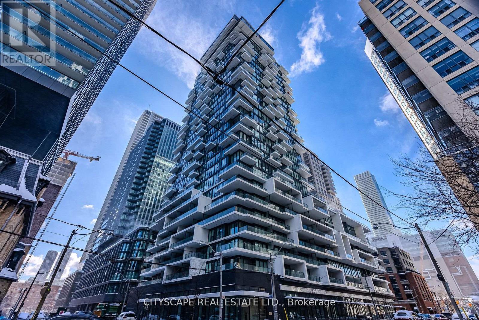 Listing photo of 907 - 77 SHUTER STREET