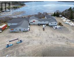 221 Main Street thumbnail 14