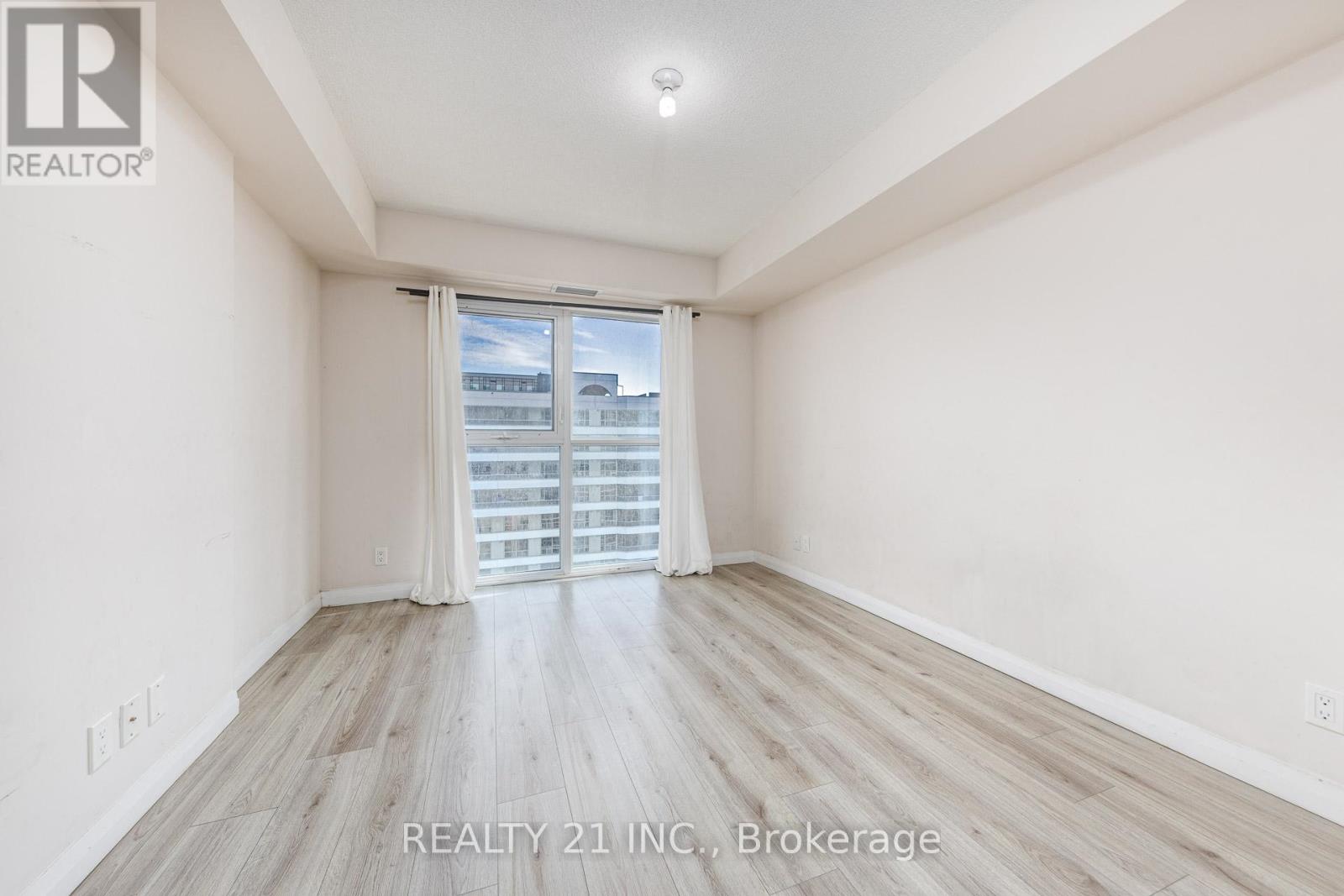#1203 2152 LAWRENCE AVENUE E - 10