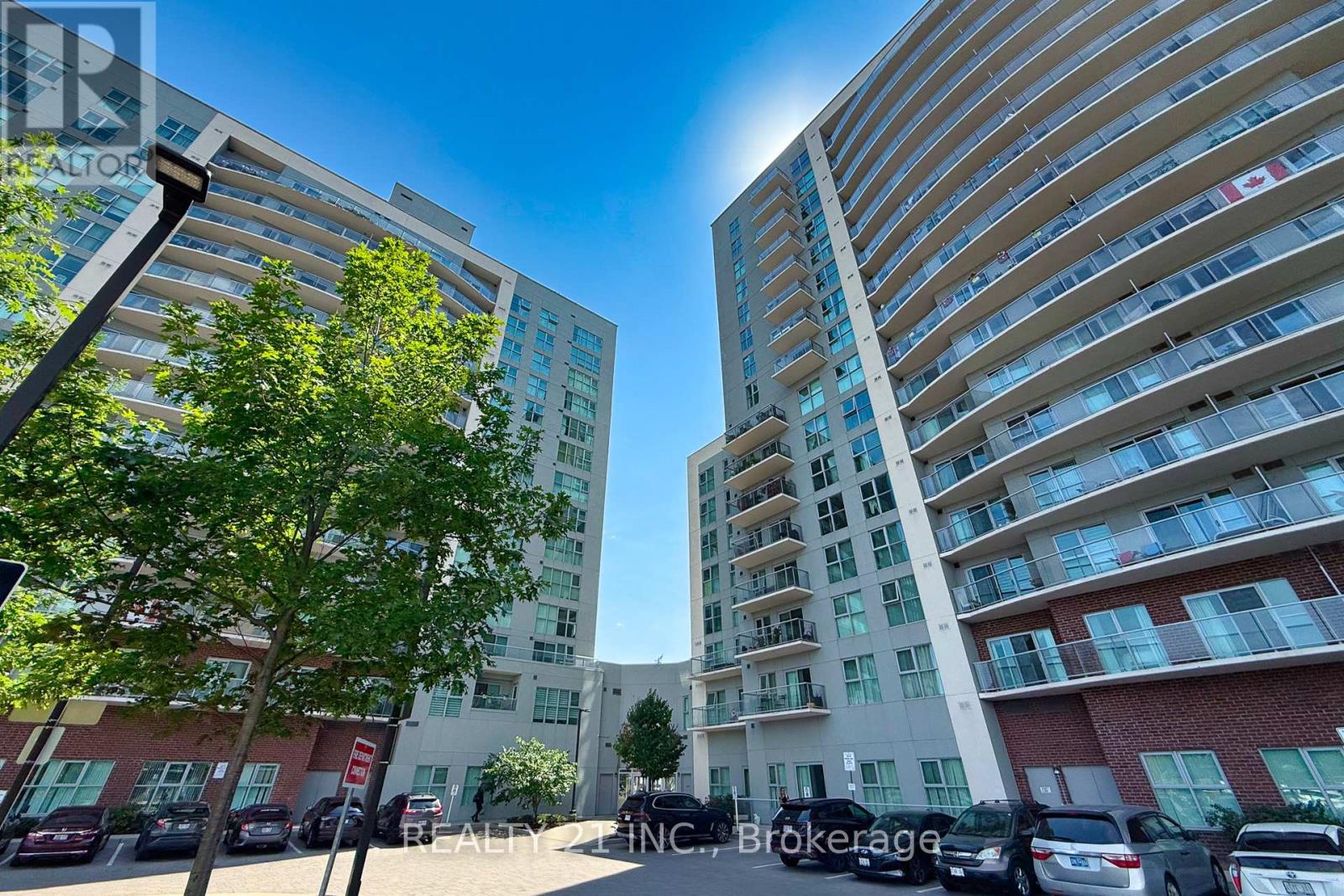 #1203 2152 LAWRENCE AVENUE E - 27