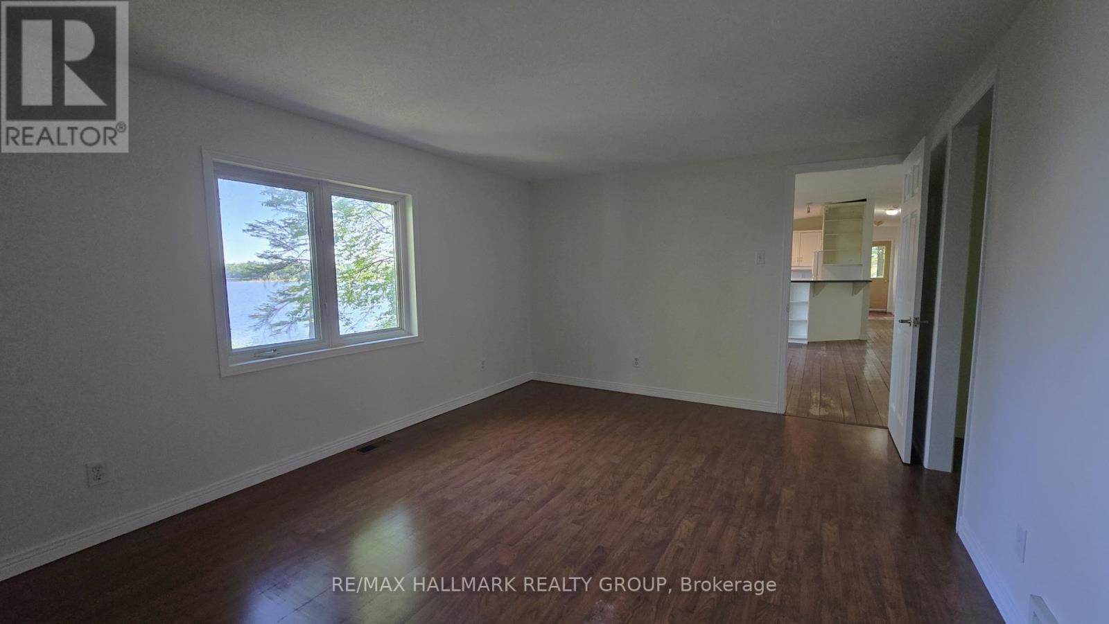 2 Bed, 2 Bath House for Sale in Ottawa – 156 DEWOLFE STREET, Ottawa – MLS# X13239980 - Image 9