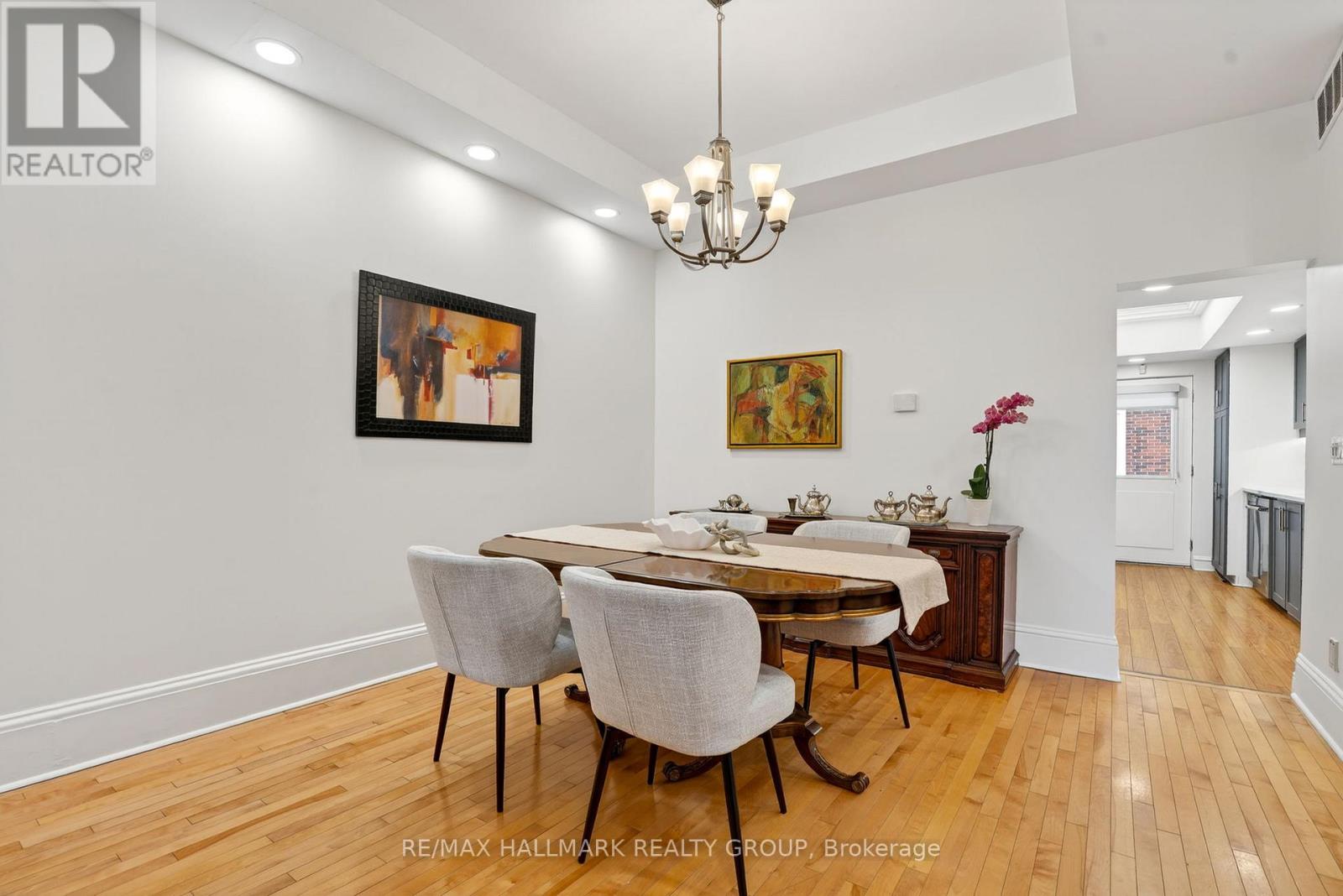 425 ECHO DRIVE - 13