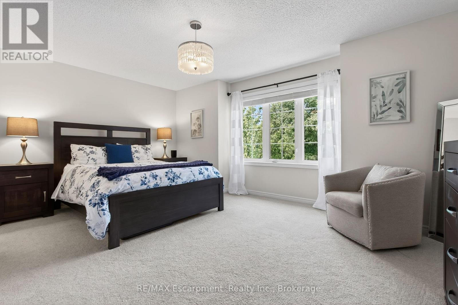 5216 GARLAND CRESCENT - 27