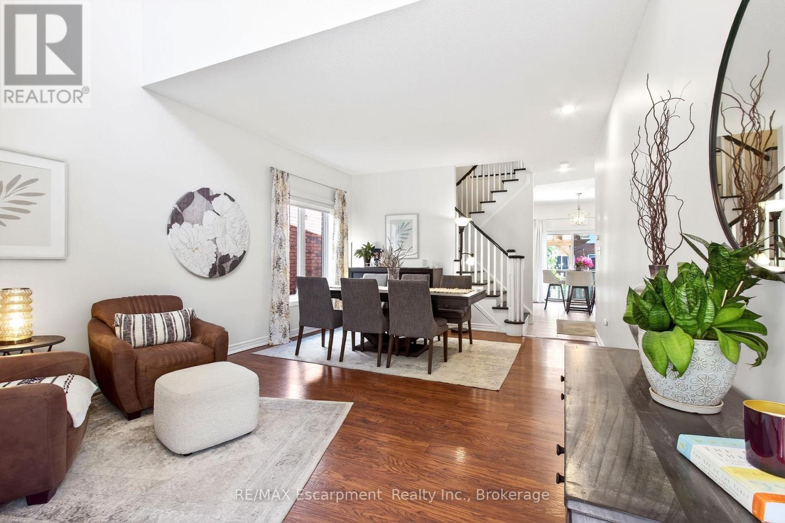 5216 GARLAND CRESCENT - 7