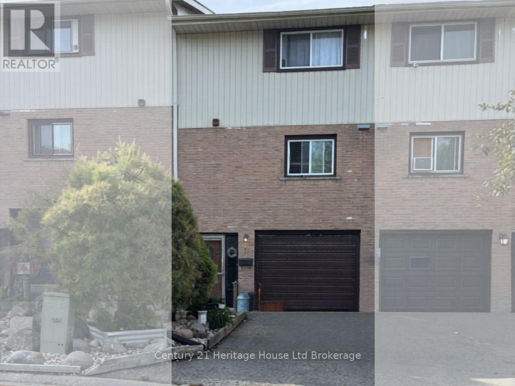 12 MARLBORO COURT - 2