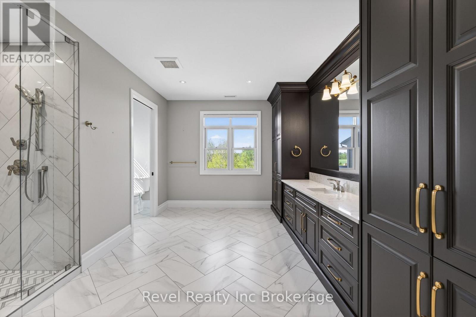 241 TAMARACK BOULEVARD - 25