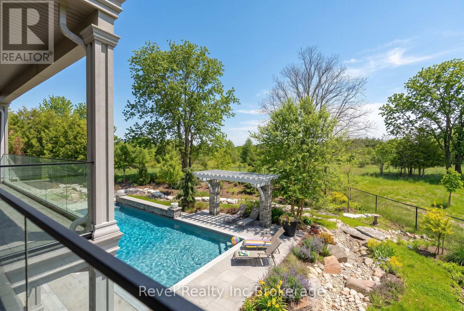 241 TAMARACK BOULEVARD - Image 42