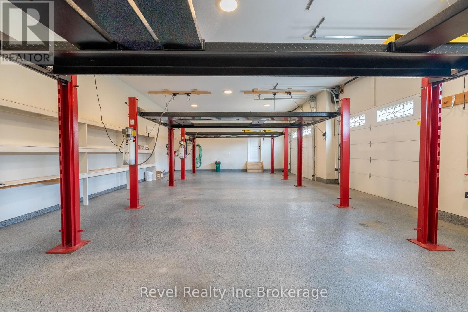 241 TAMARACK BOULEVARD - Image 45