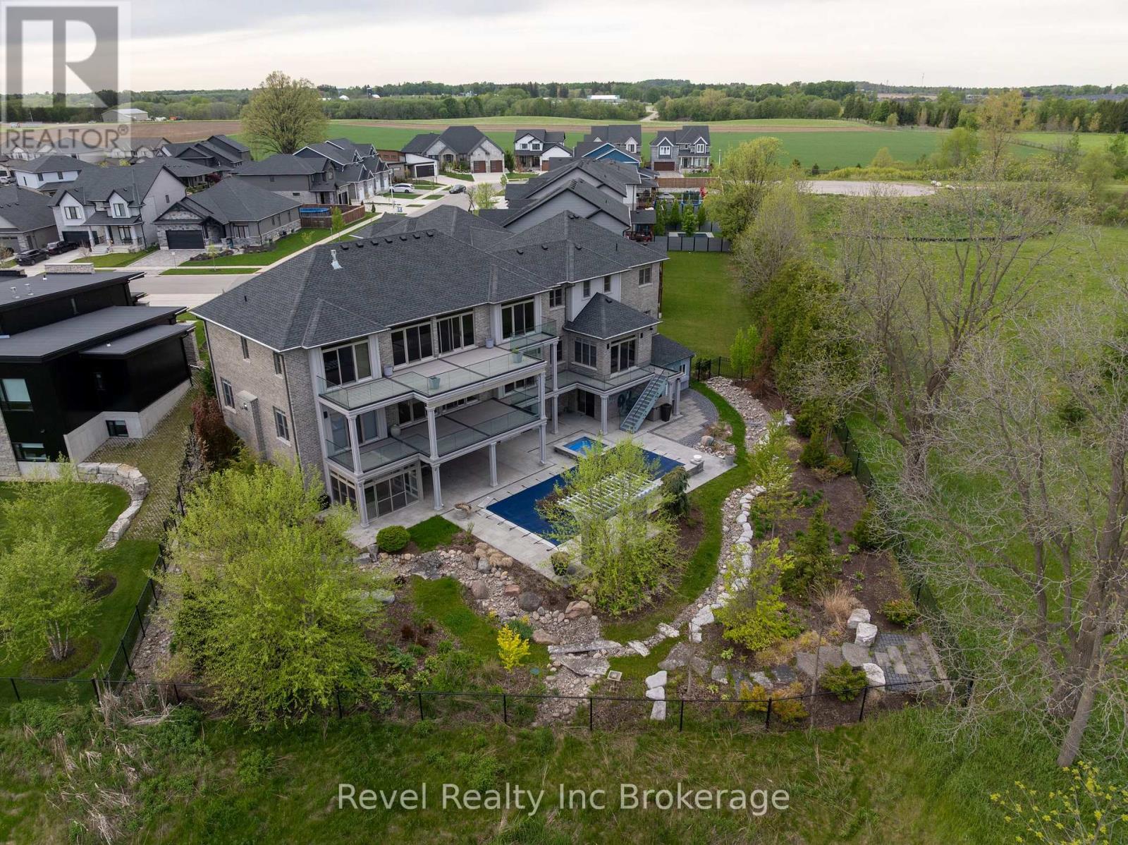 241 TAMARACK BOULEVARD - Image 46