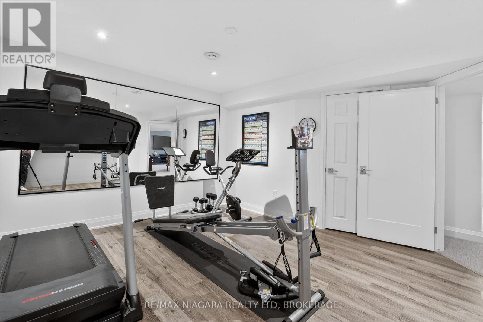 6 MILLS LANE - 41