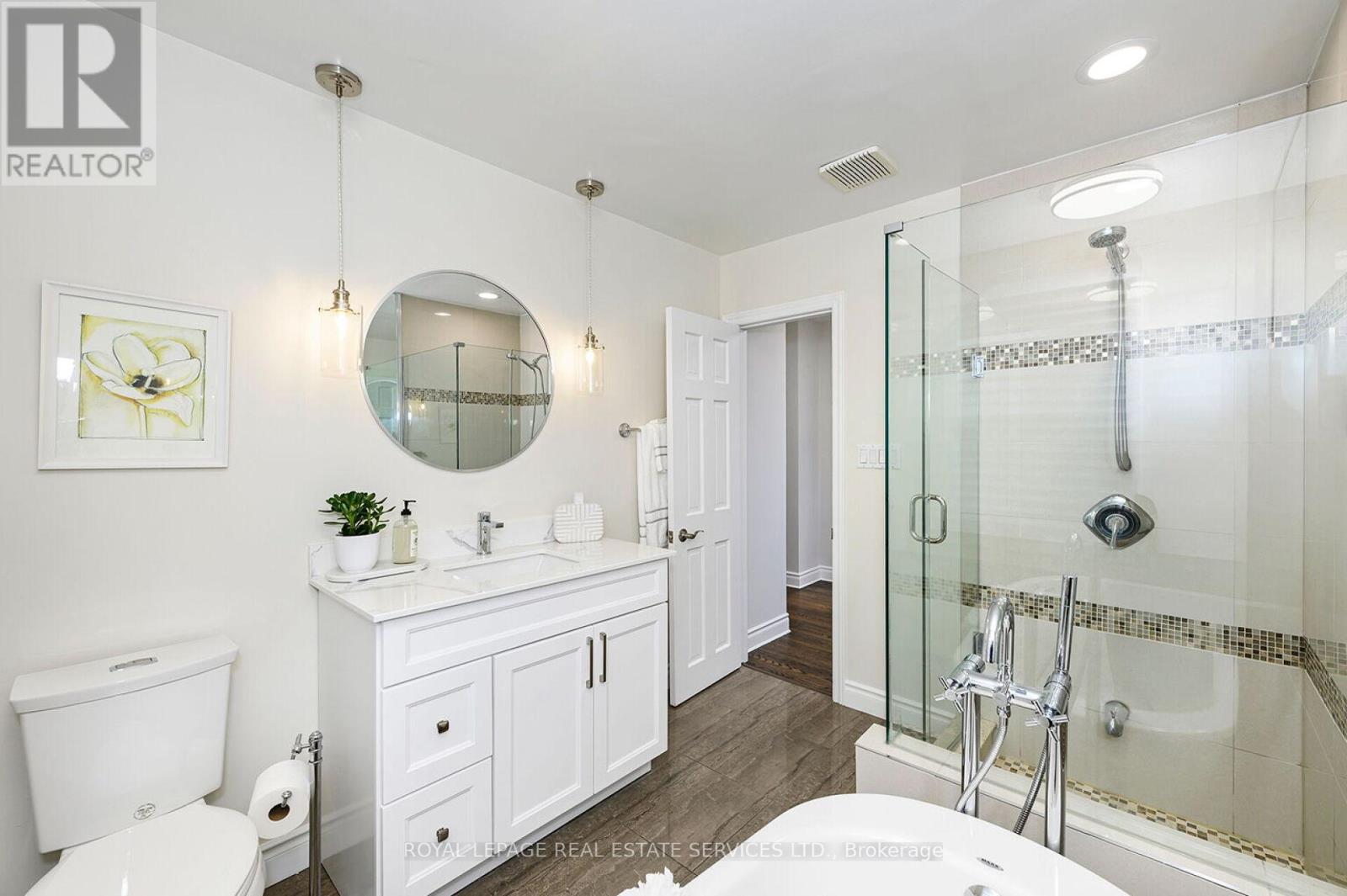 1454 CHASEHURST DRIVE - 22