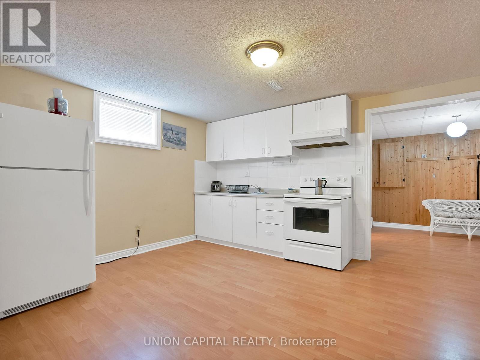 40 SISMAN AVENUE - 41