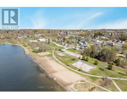5 Scott Street, Penetanguishene, ON L9M1N1 Photo 9