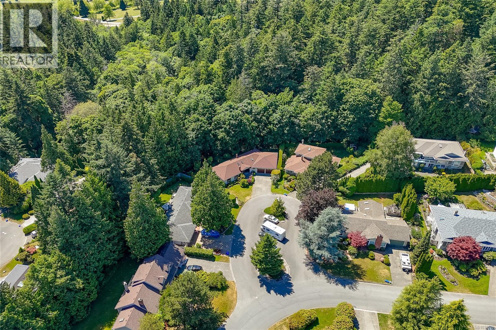  4770 Amblewood Drive, Saanich