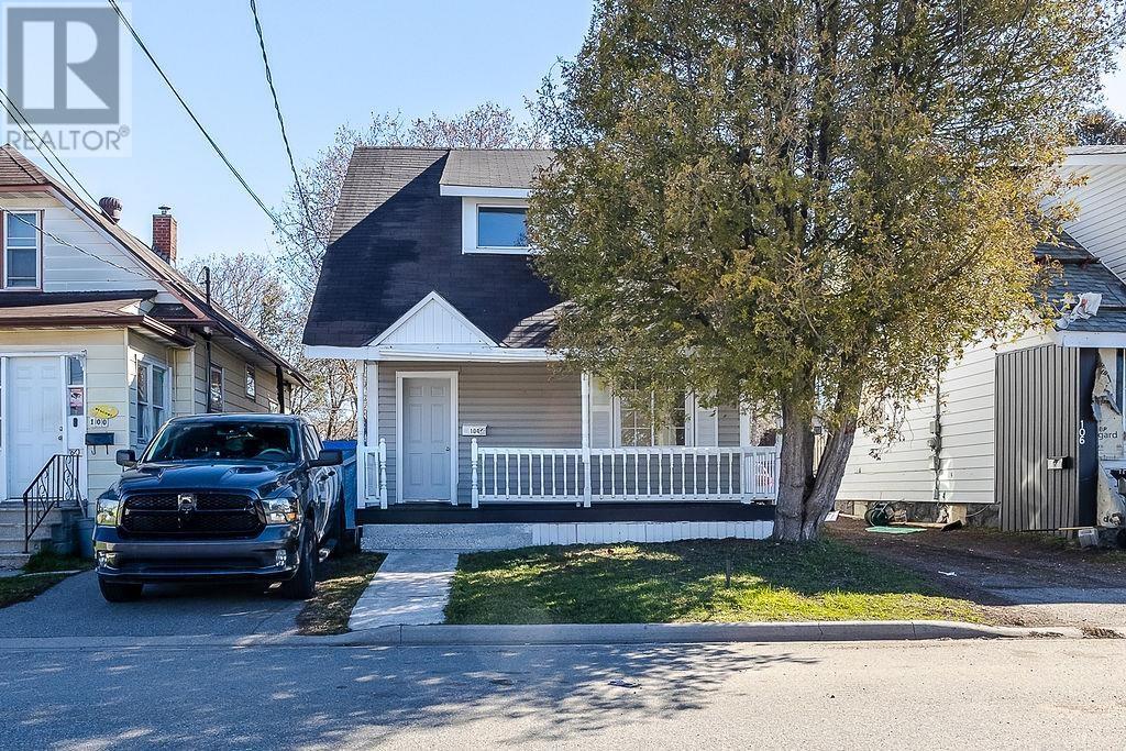 104 London ST - 1