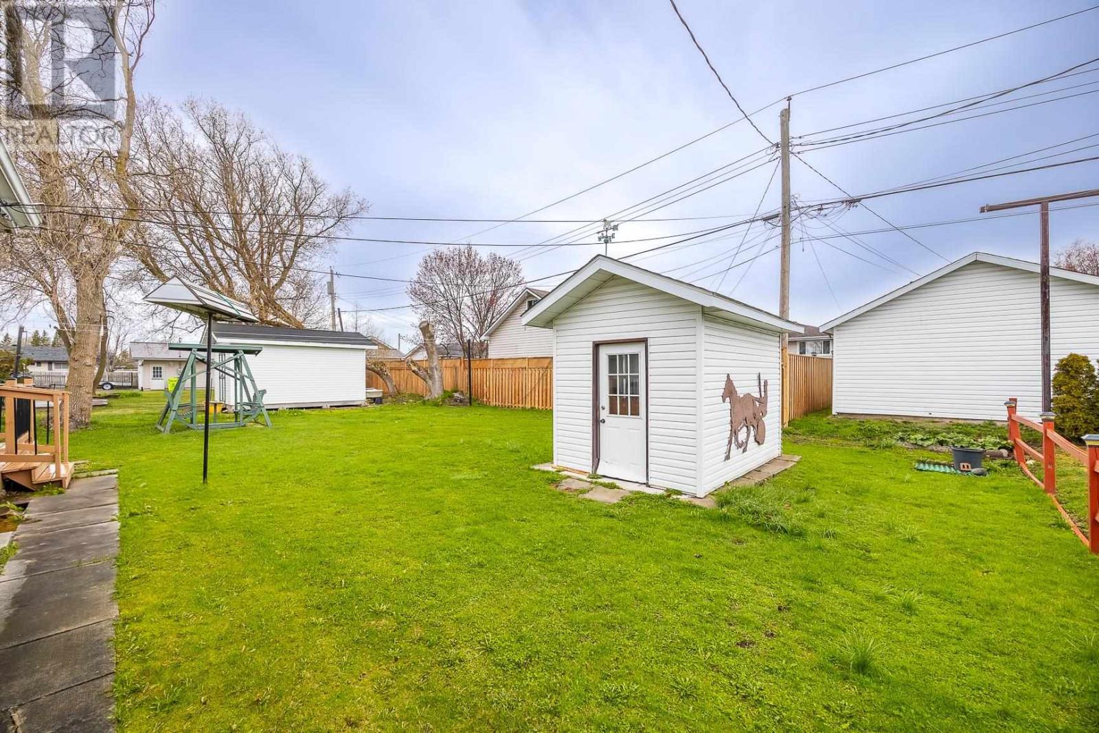 20 Rushmere DR - 4