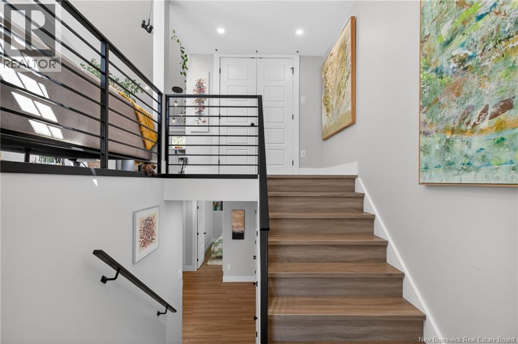 10 De la Colline Court - Image 2