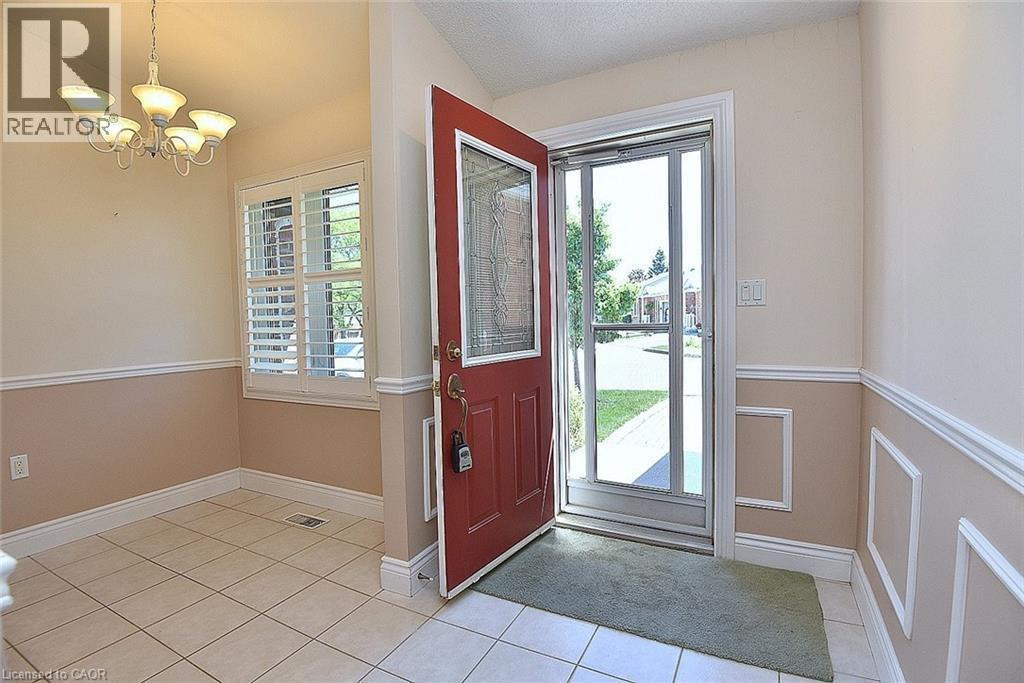 #18 60 RICE Avenue - 4