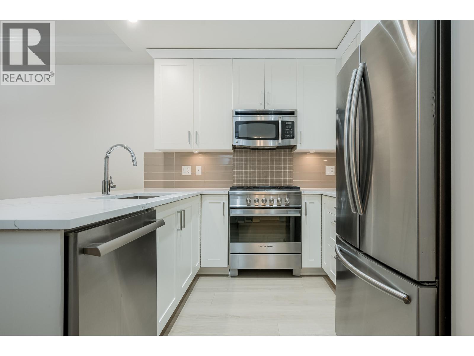 #101-5099 SPRINGS Boulevard, Tsawwassen