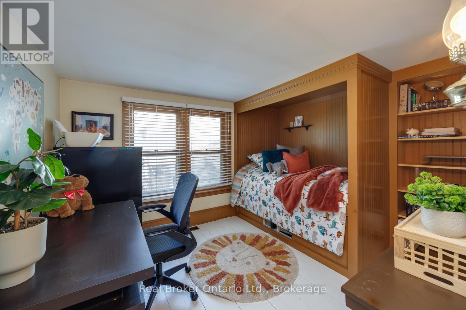 61 MILL STREET - 19