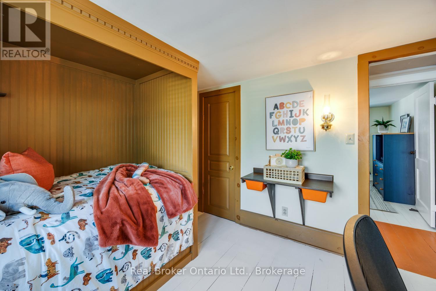 61 MILL STREET - 20