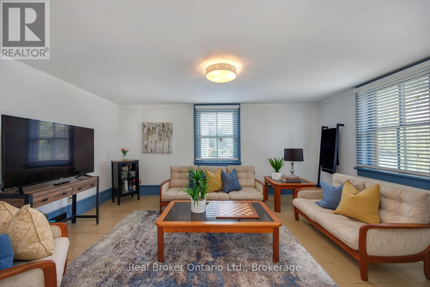 61 MILL STREET - 6