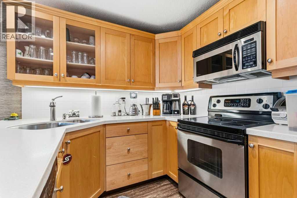 5100 Lakeshore Drive, Sylvan Lake