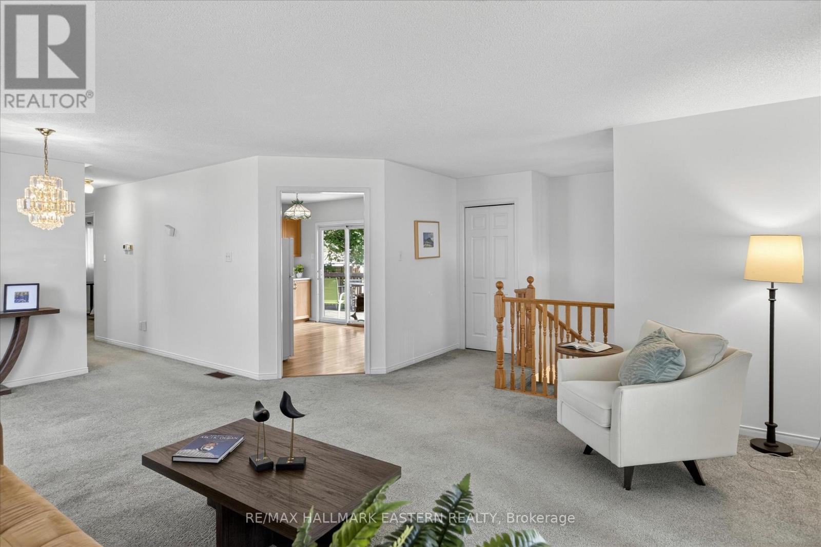 890 CHAPEL ROAD - 12