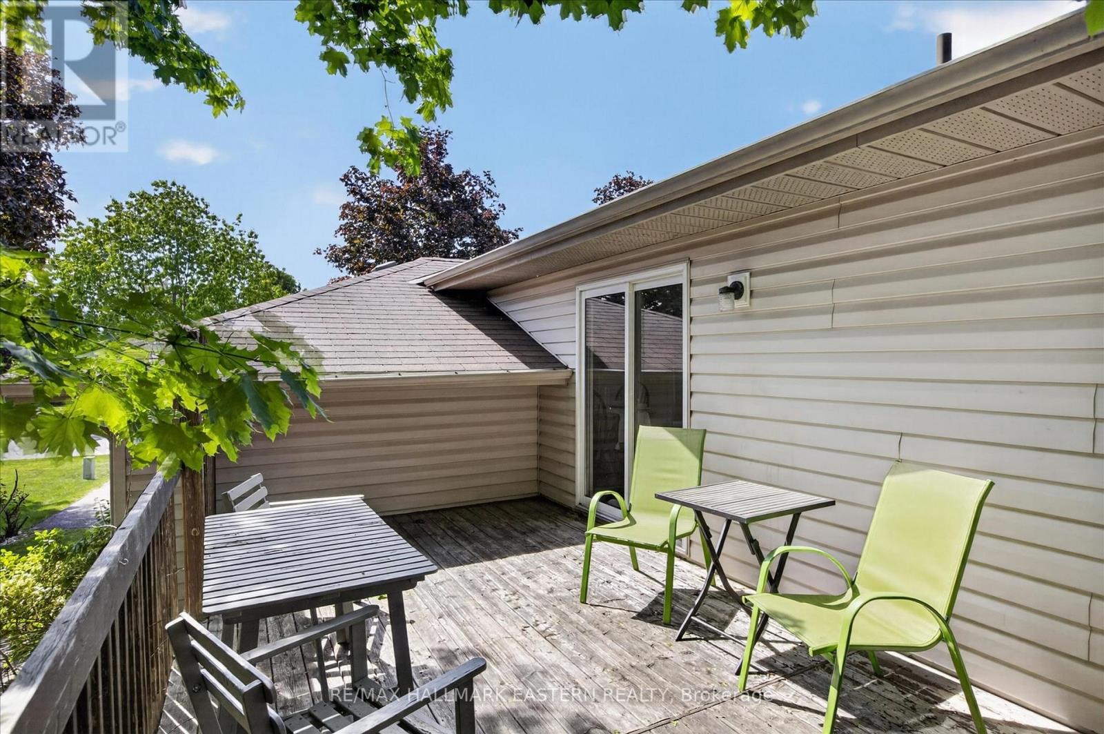 890 CHAPEL ROAD - 31