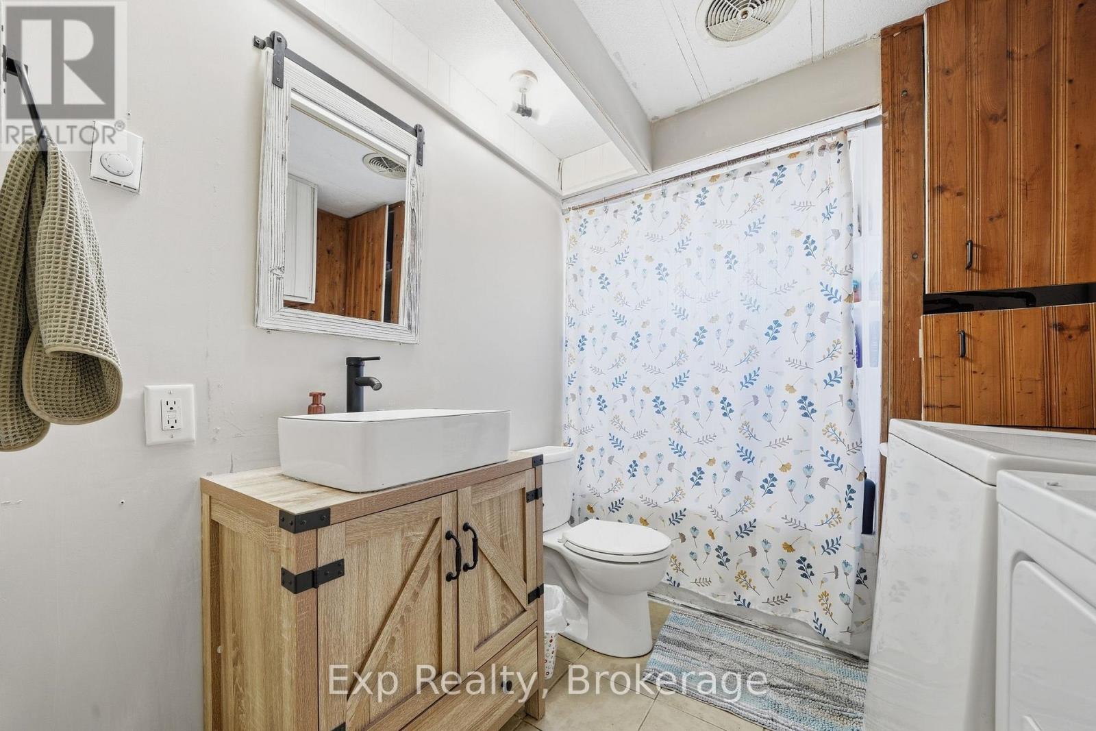 6 JUNIPER LANE - 22