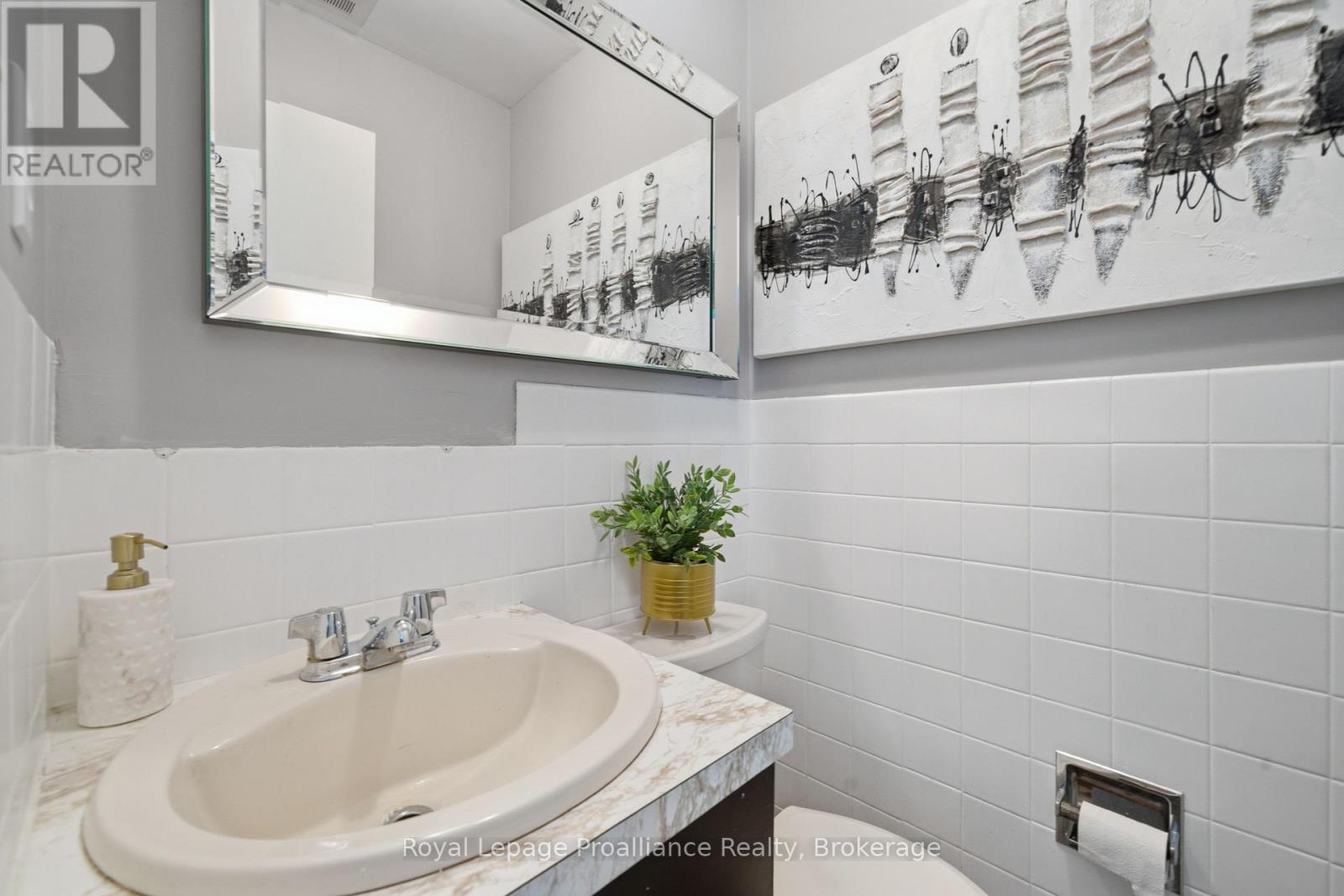 664 2ND DUG HILL ROAD - 16
