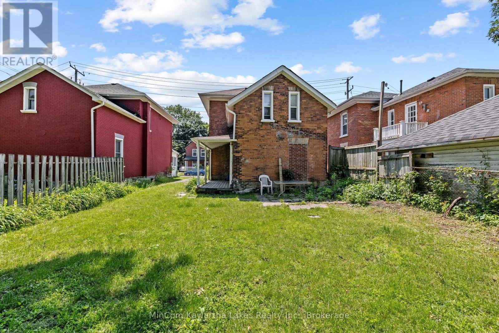 270 SHERBROOKE STREET - 32