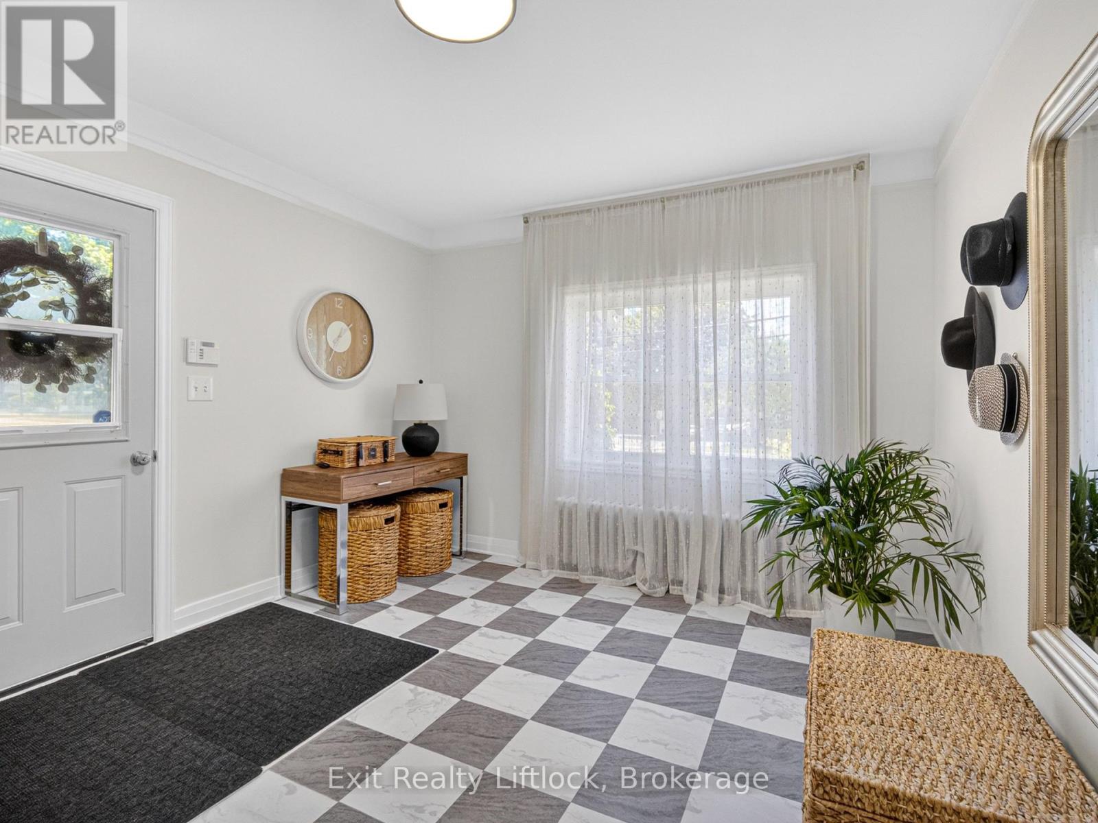 52 FORSYTH STREET - 14