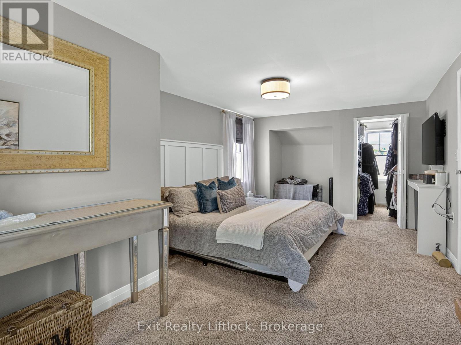 52 FORSYTH STREET - 23