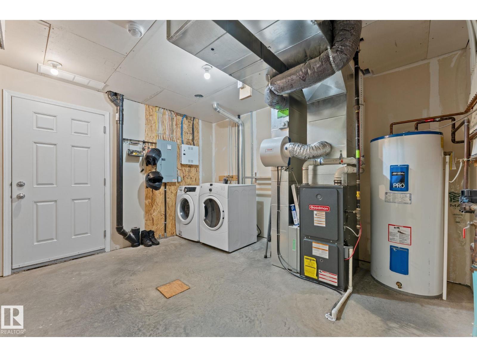 #58 1804 70 ST SW - 35