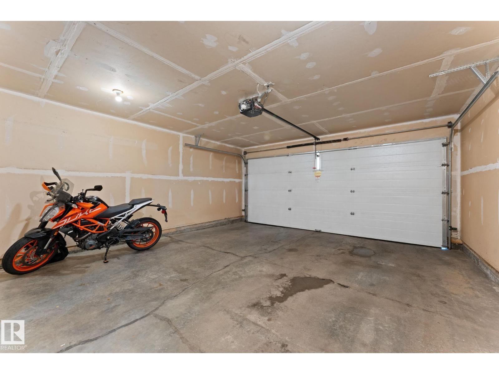 #58 1804 70 ST SW - 37