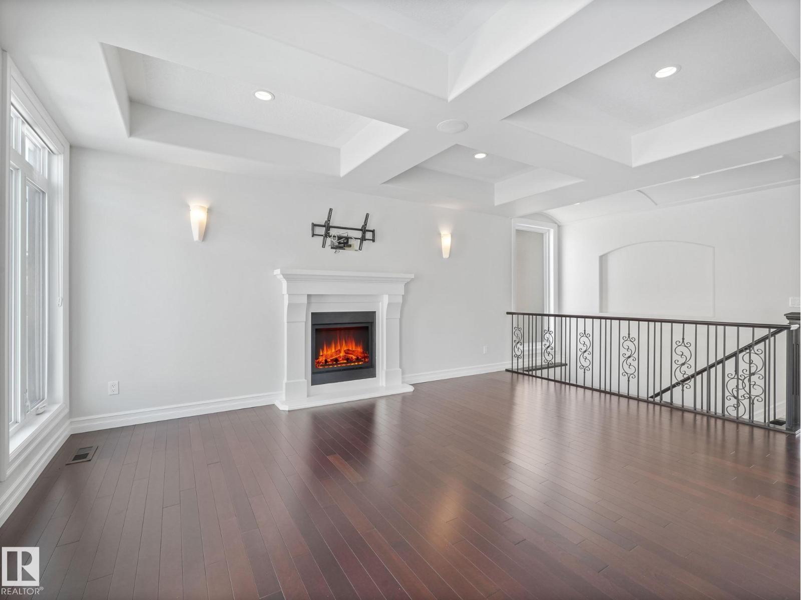 7128 169 AV NW - 12