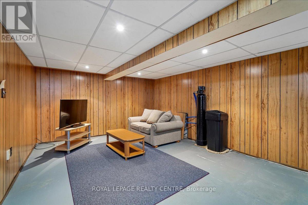 2770 COUNCIL RING ROAD - 31