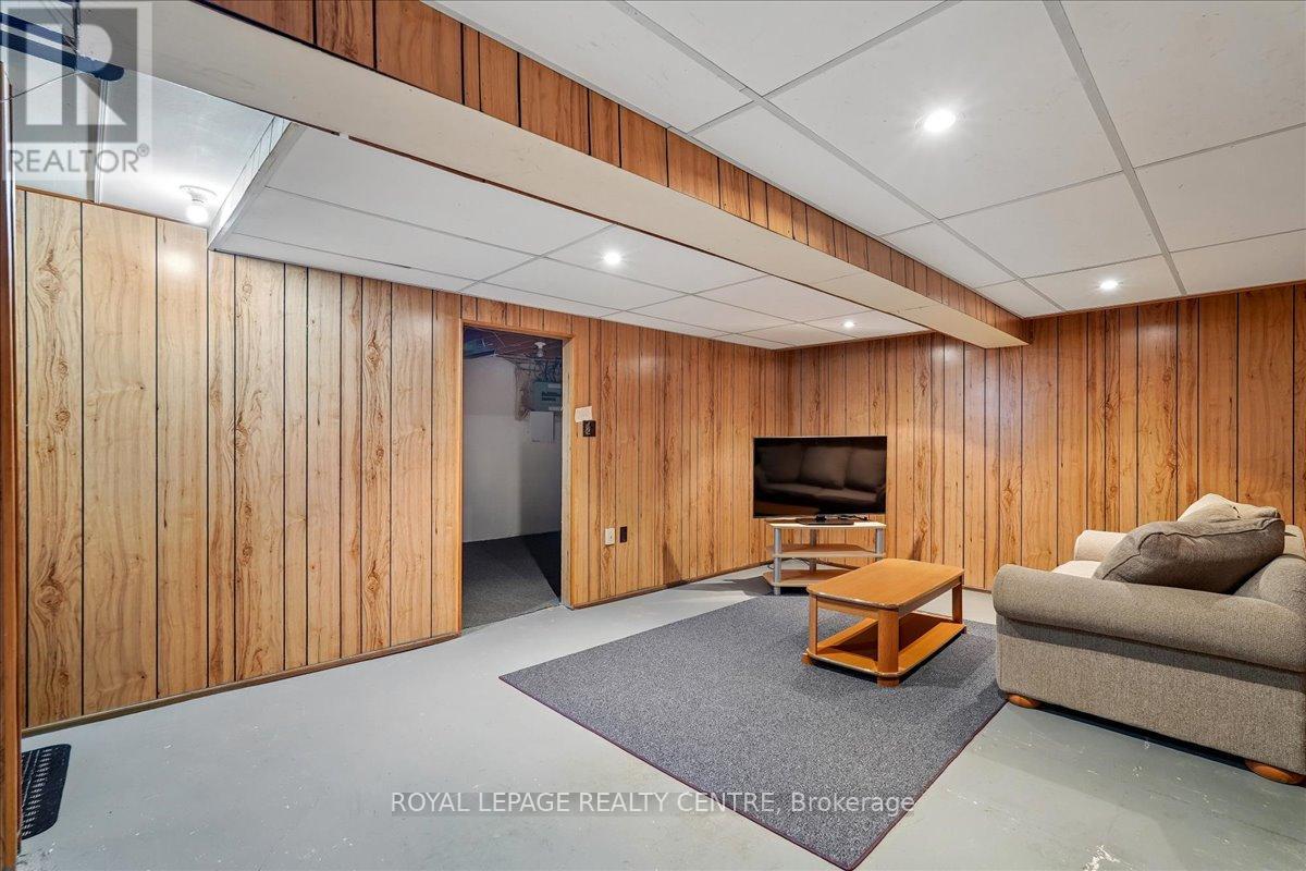 2770 COUNCIL RING ROAD - 33