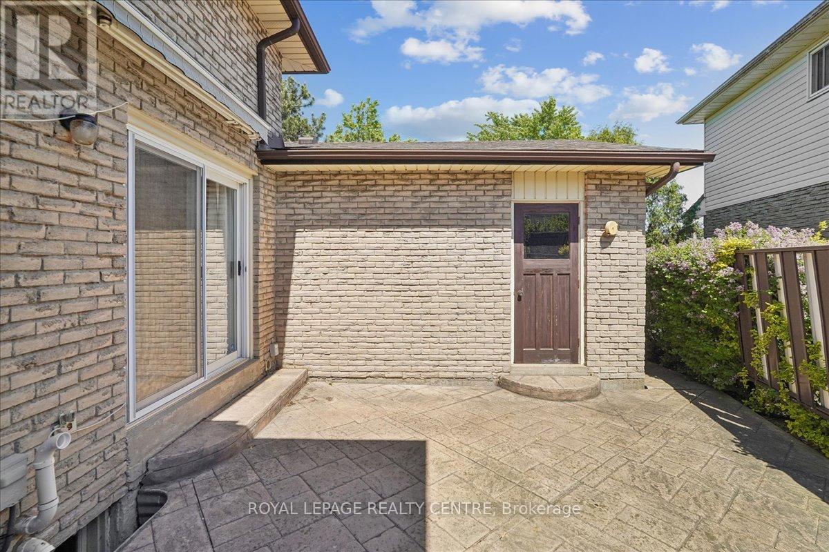 2770 COUNCIL RING ROAD - 36
