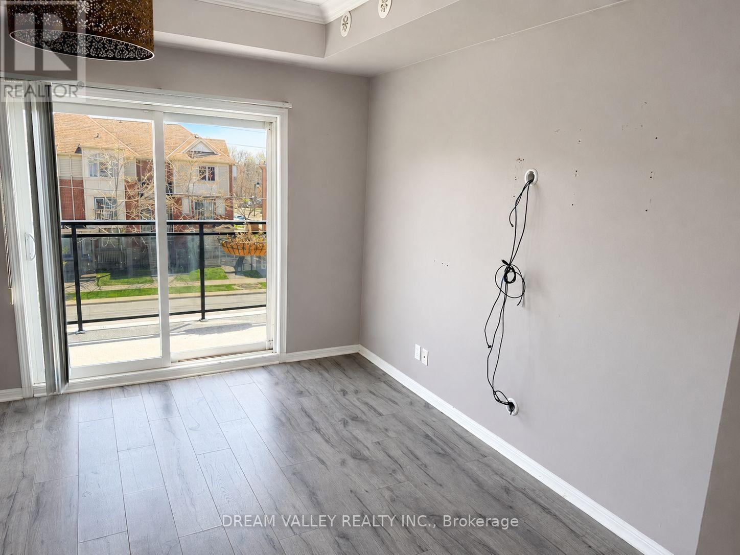 #310 3075 THOMAS STREET - 5