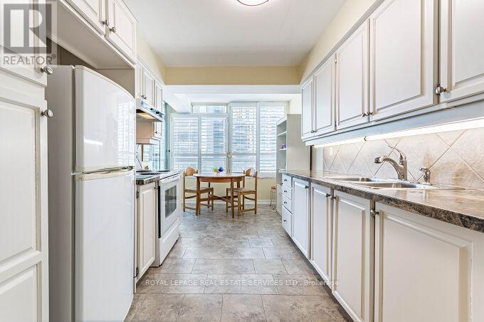 #709 1 ABERFOYLE CRESCENT - 18