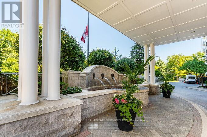 #709 1 ABERFOYLE CRESCENT - 3
