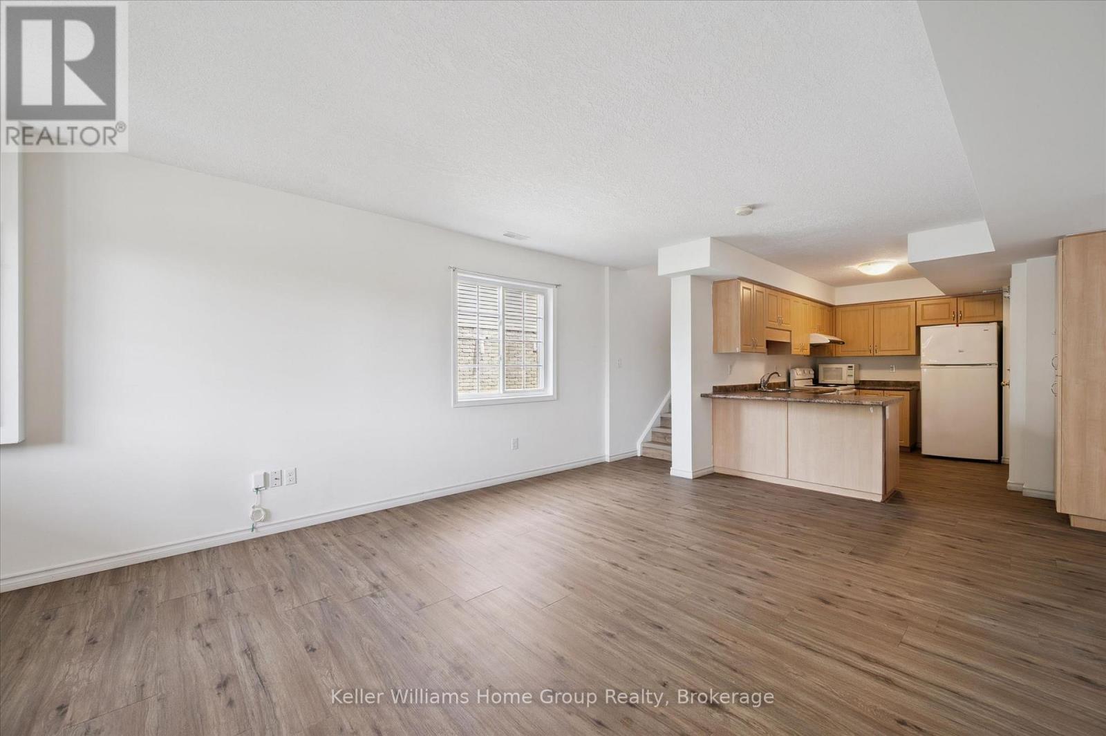 #3 35 MOUNTFORD DRIVE - 11