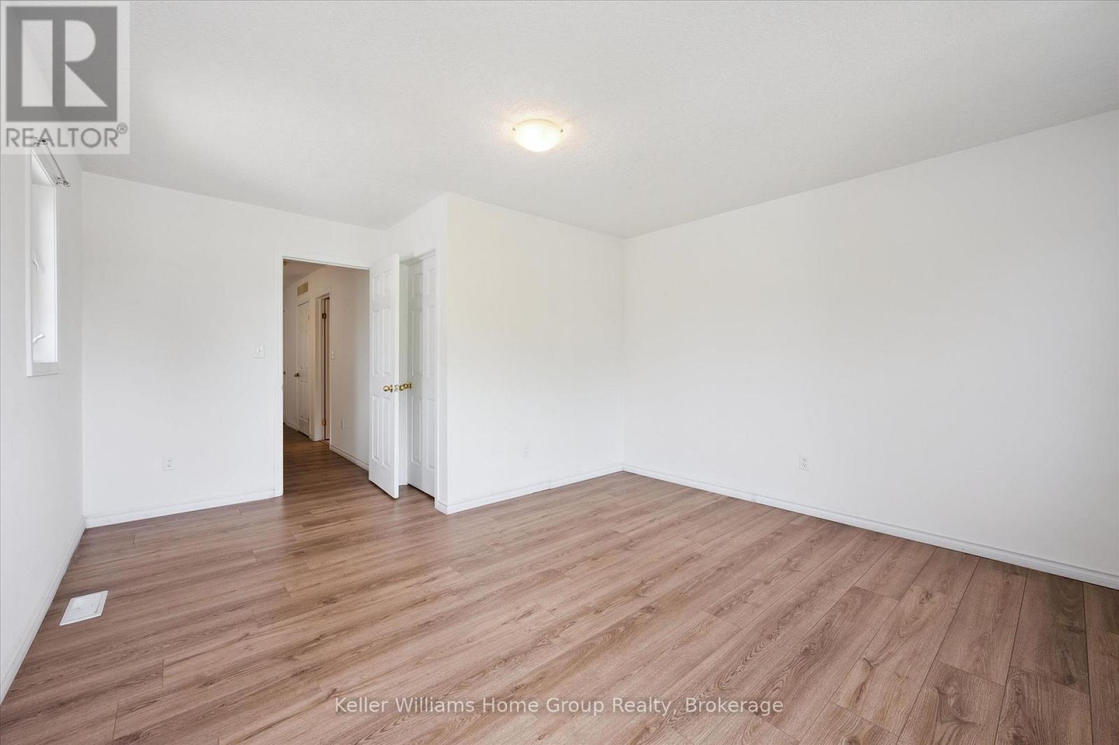 #3 35 MOUNTFORD DRIVE - 20