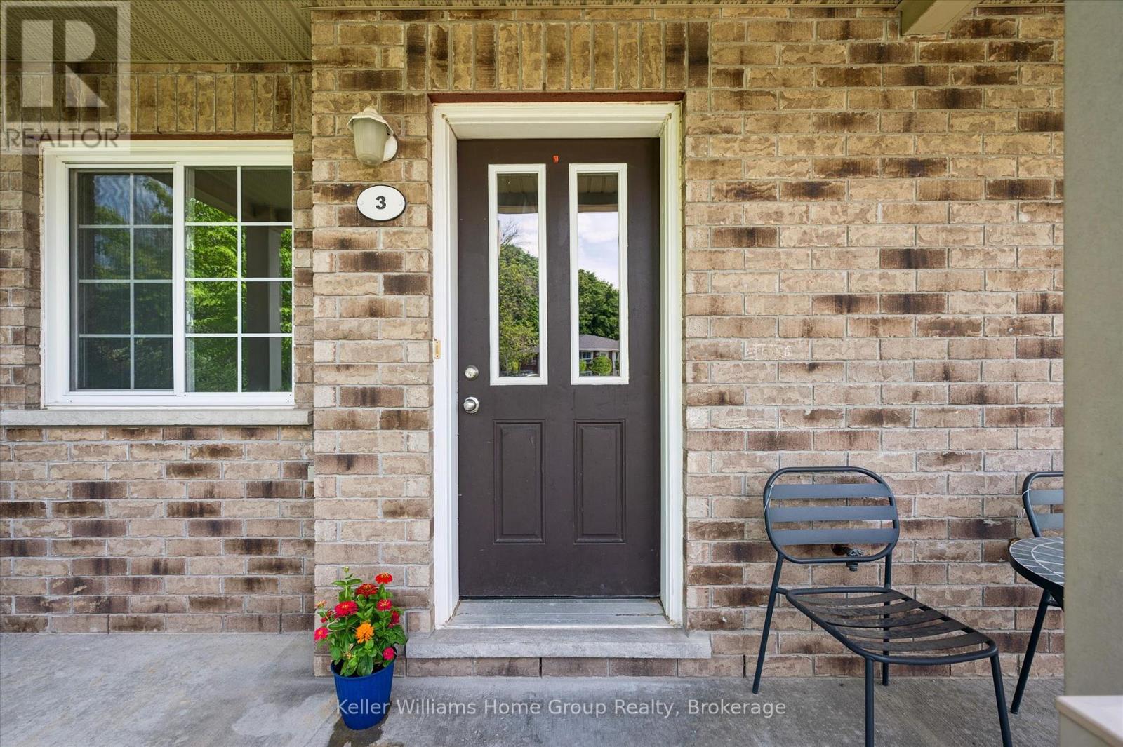 #3 35 MOUNTFORD DRIVE - 6