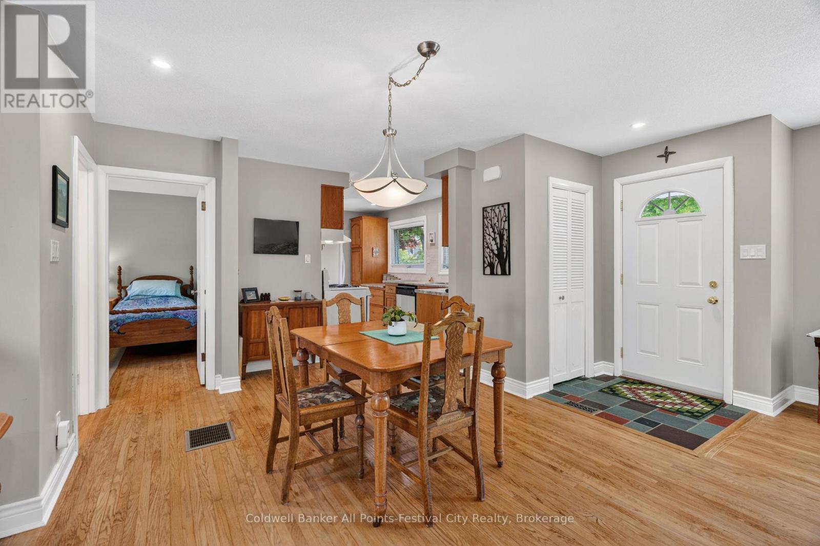 153 WARREN STREET - 13